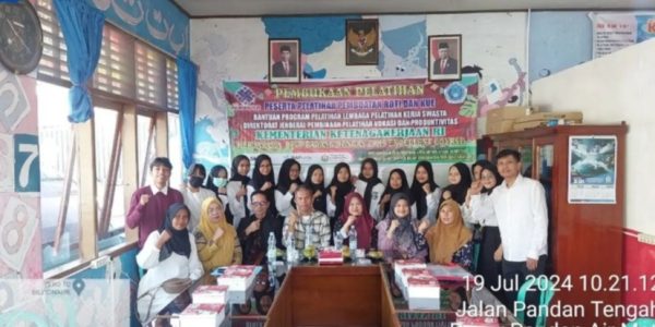 Pelatihan Pembuatan Roti dan Kue Angkatan 3